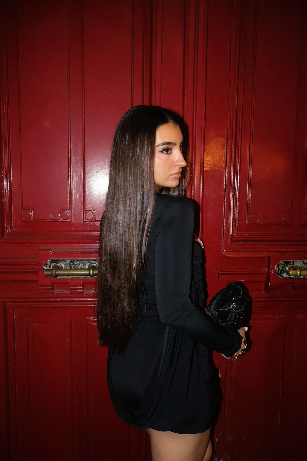 Robe Milan - Robe Courte Noire, Tissu Fluide À L'avant